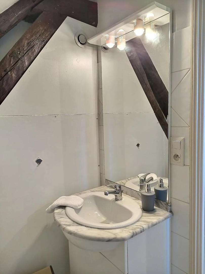 Le Travel - Appartement Equipe Proche Centre Et Yschools Troyes Exterior photo